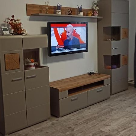Rosenau Apartment ริชนอฟ ภายนอก รูปภาพ