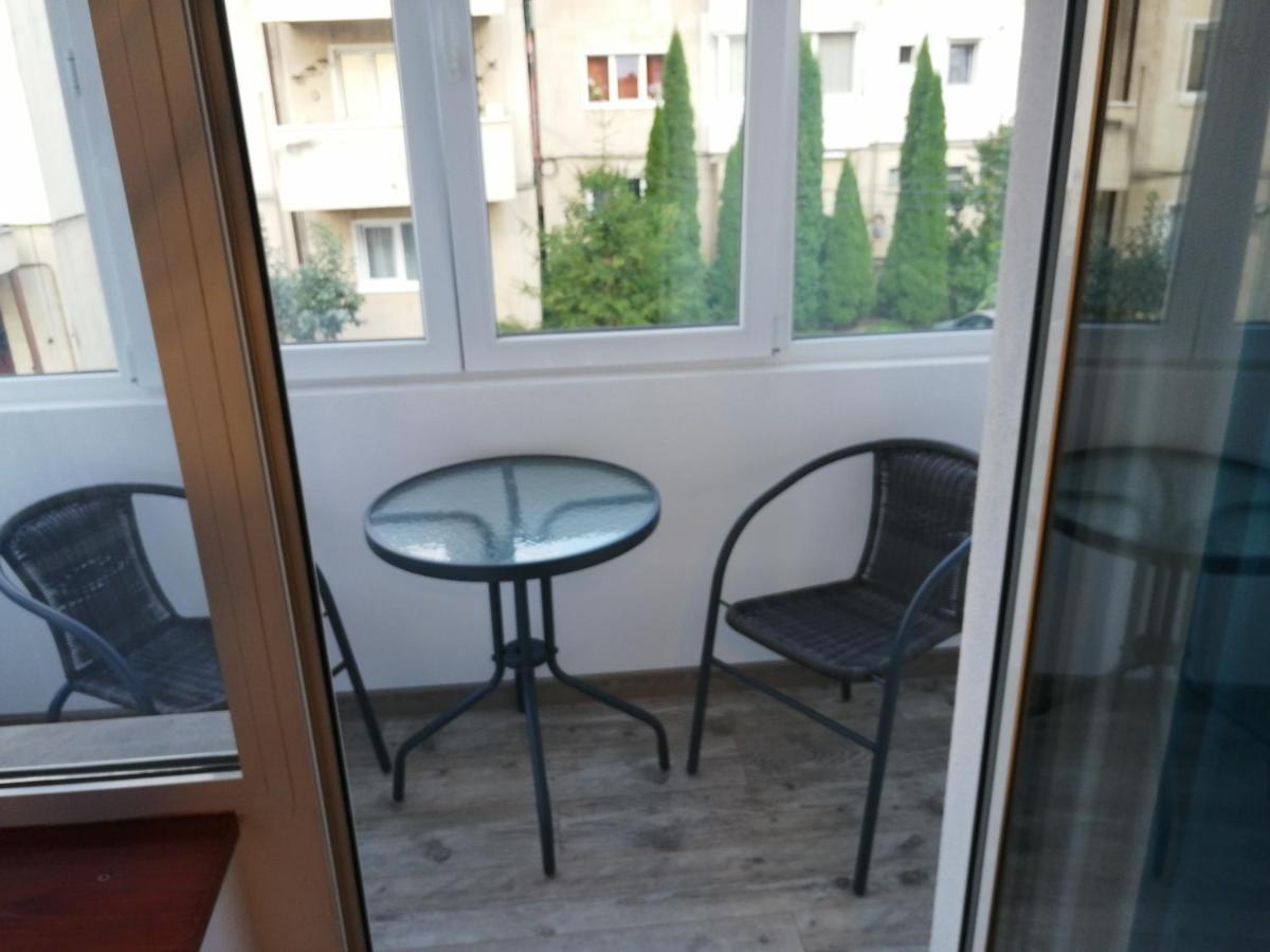 Rosenau Apartment ริชนอฟ ภายนอก รูปภาพ